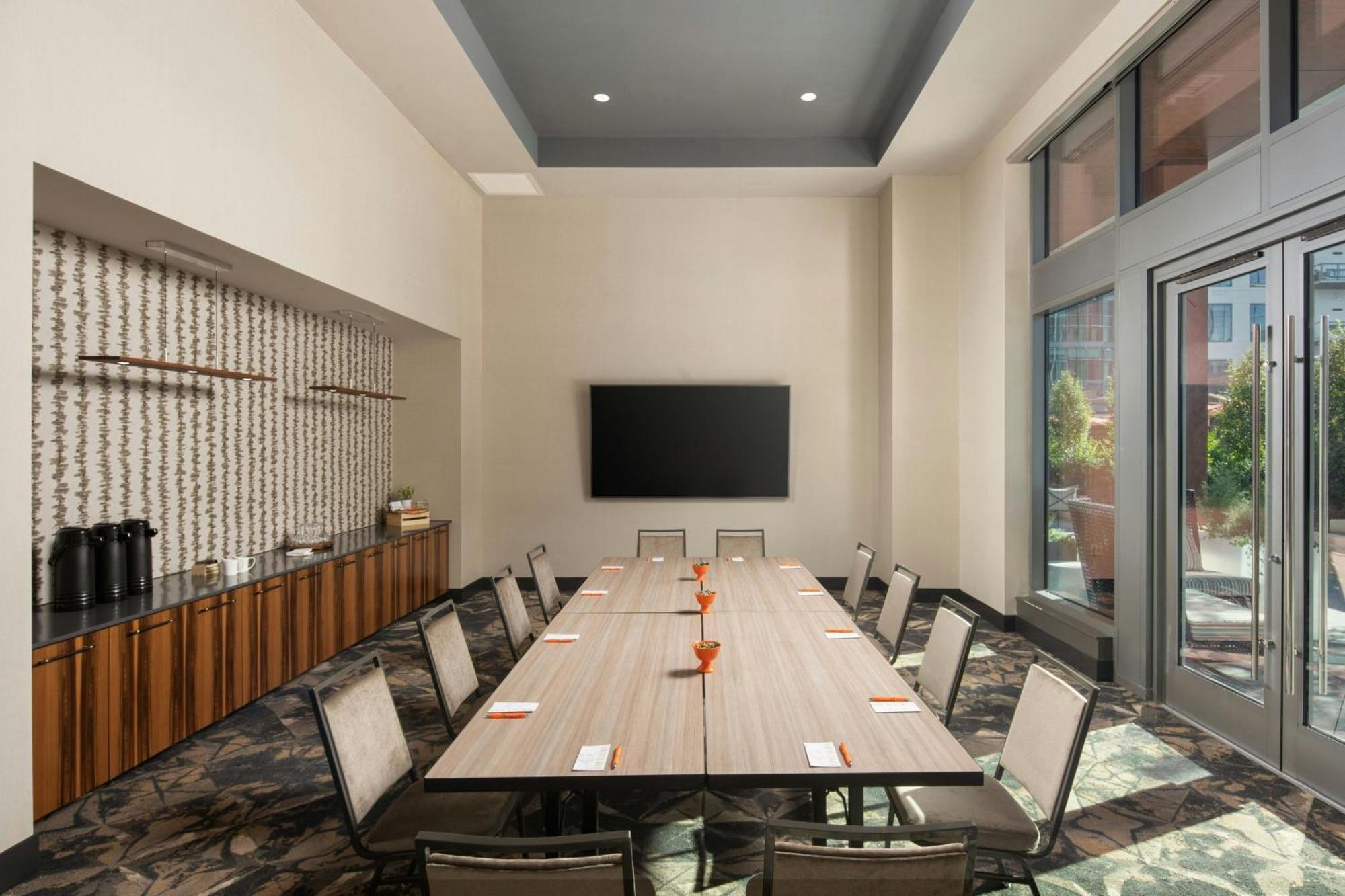 Epicurean Atlanta, Autograph Collection 4*